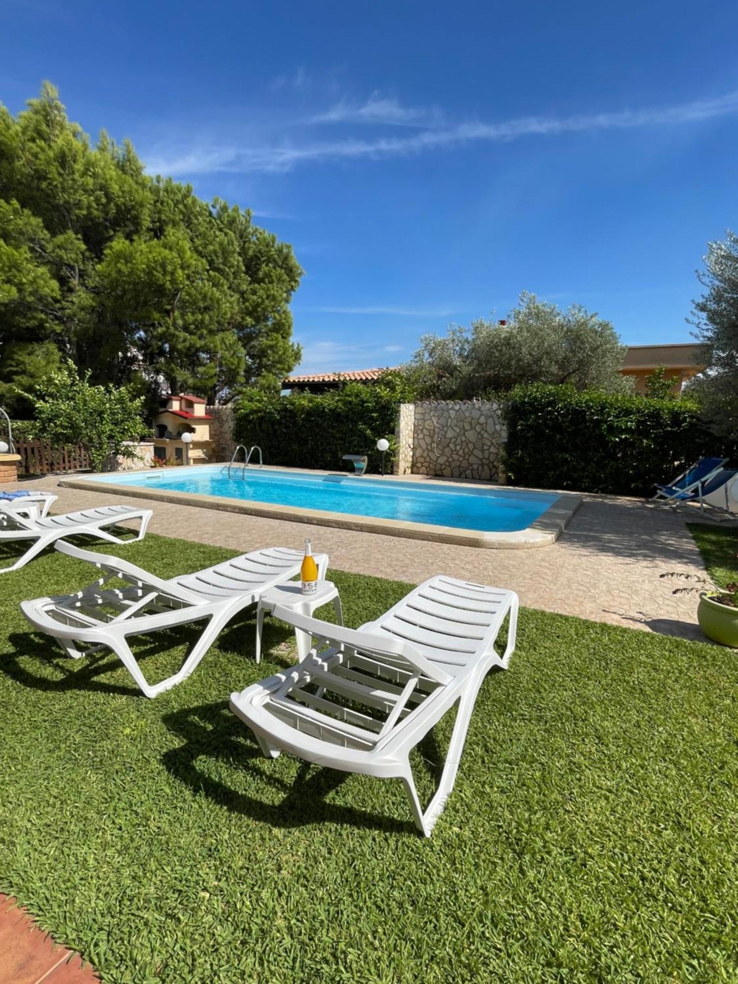 Villa Villino Giulia Altavilla Milicia Exterior foto
